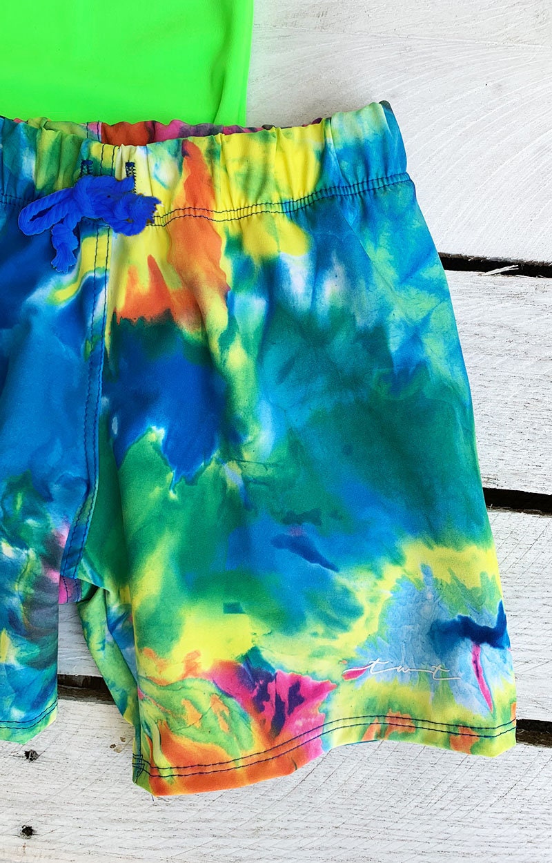 Neon Tie Dye Long Sleeve Sun Shirt and Short Set – Tidewater Tots